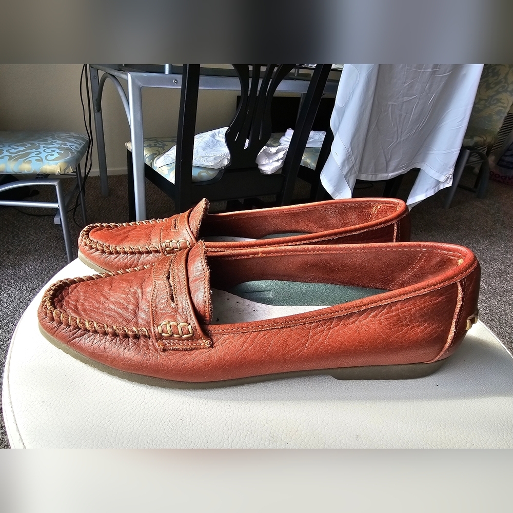 Grasshoppers women's Brown Leather Moccasin Loafers